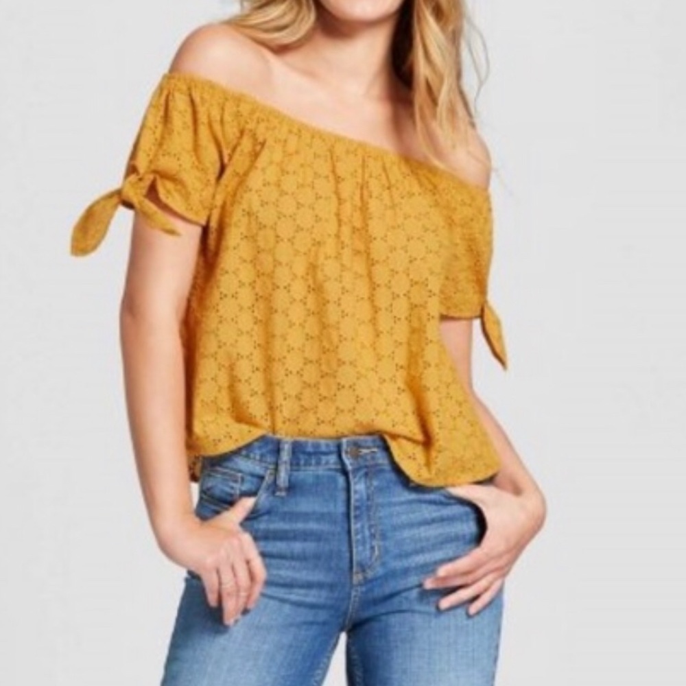 Yellow Eyelet Off The Shoulder Top Size XL